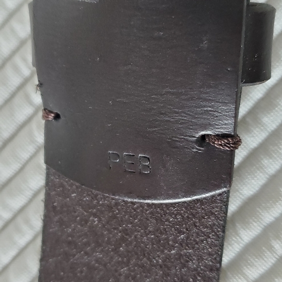 Tommy Hilfiger Belt Men's 40 Black Genuine Leather 47" Long 1.25" Wide 40/100 - Picture 8 of 12